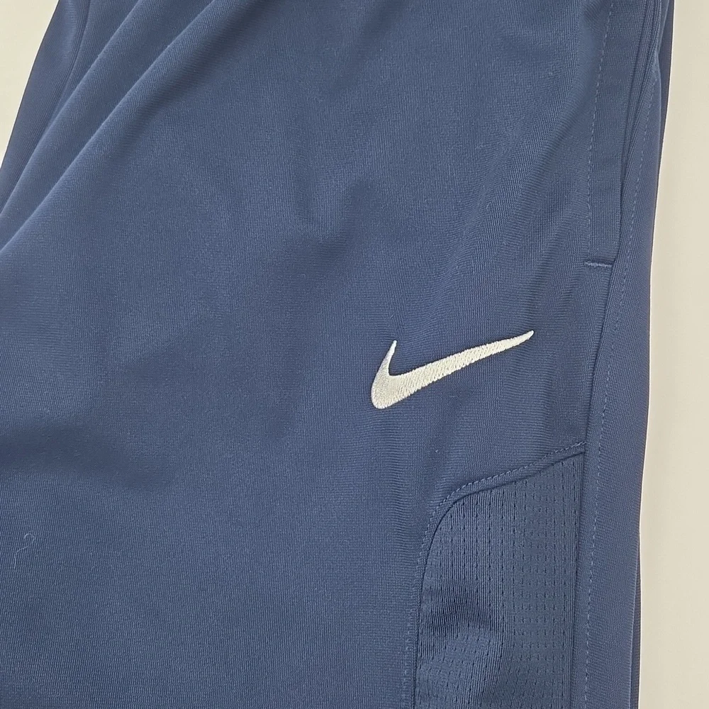 Nike comfortable dark